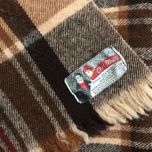 Chic-Mate Wool Scarf - Vintage
